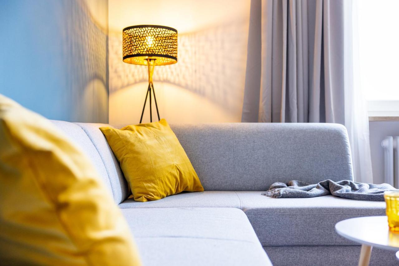 E&K Living - Design Apartment - 2 Bedrooms - Kitchen - Free Parking Augsburg Exteriör bild